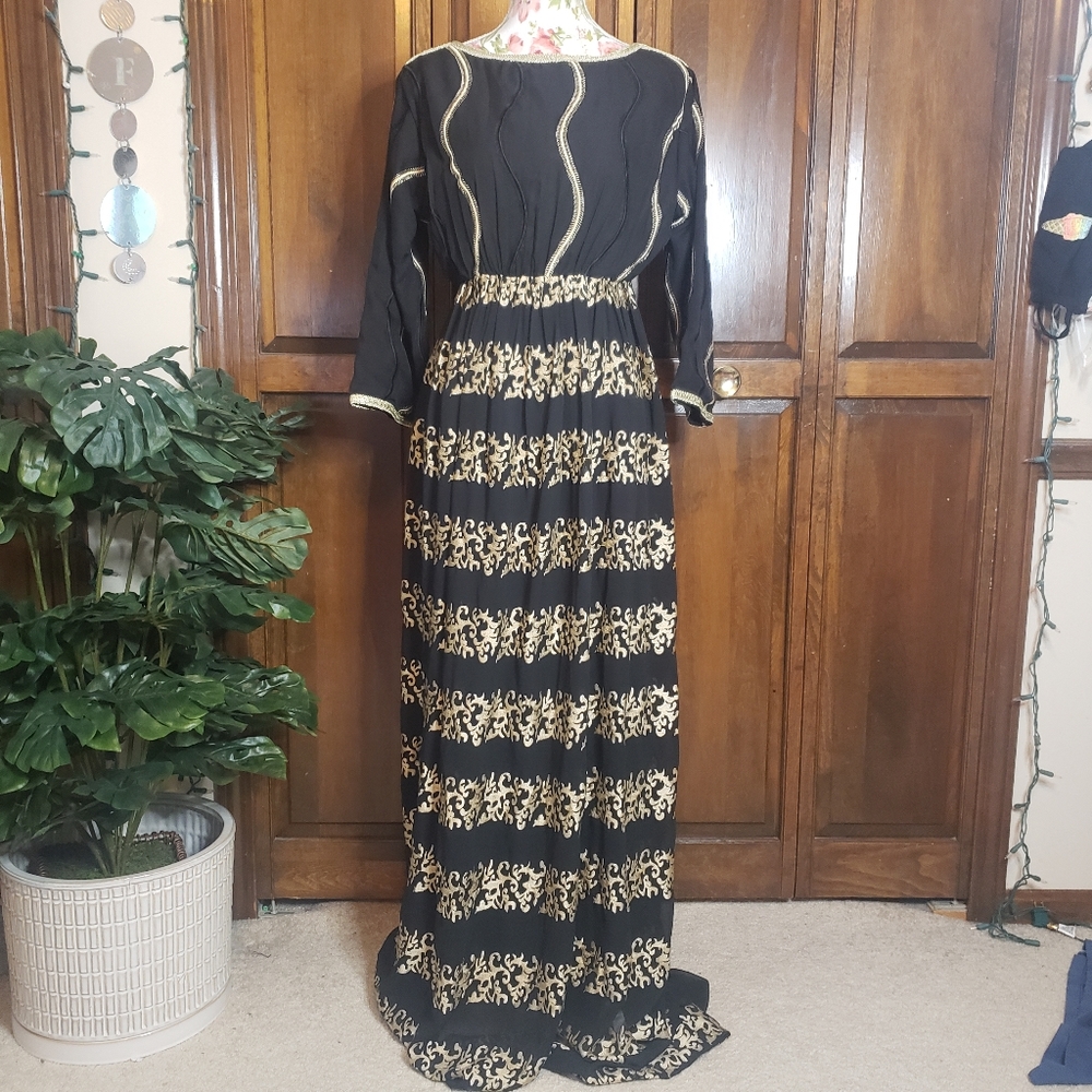 Black and gold Maxi dress Large